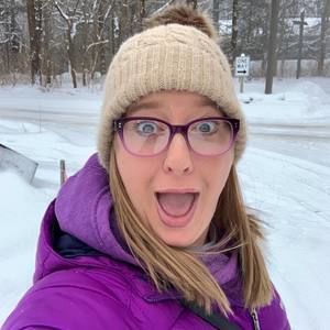 Meet your Posher, Cyntia